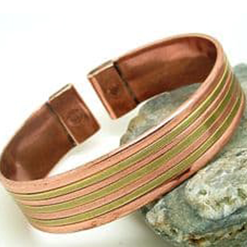 M33: Magnetic Copper with Brass Inlayed into the Bracelet – Pain-Away